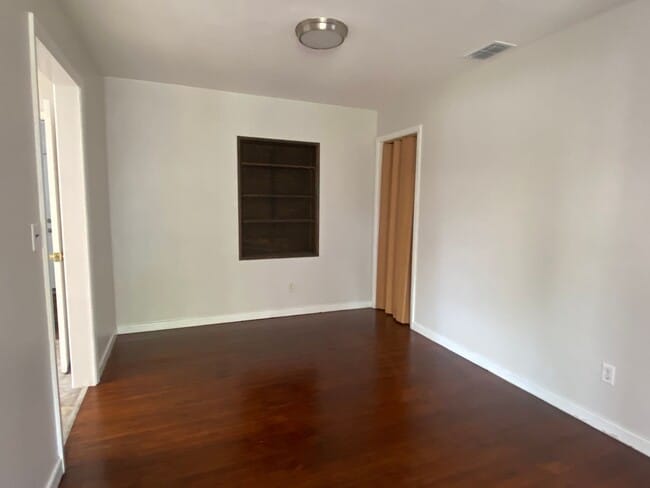 Photo - Inviting 2-Bedroom Home in Central Lakeland – Now Available!