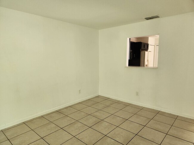 Photo - LO 4770-4772 Jordan Ave S Unidad 4770 Jordan Ave S