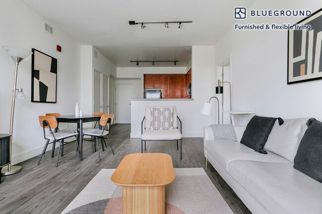 Photo - 754 The Alameda Unidad SI FL4-ID2089