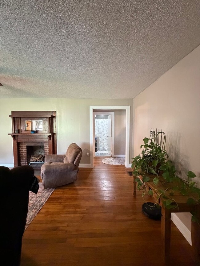 Photo - Charming Remodeled Farmhouse with Large Yard in Convenient Kingsport Location
