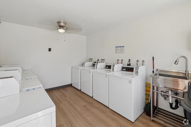 Laundry Center