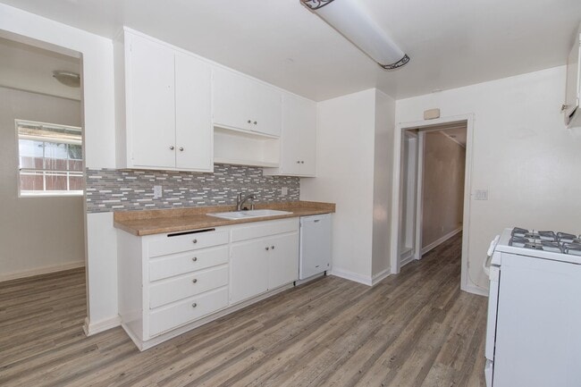 Photo - East Side Costa Mesa - 2Bed + Bonus Room