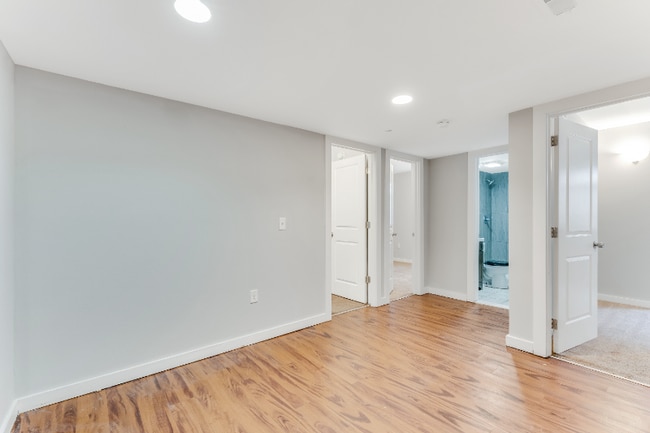 Photo - 1623 Willington St Unit 4