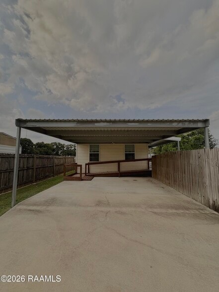 113 Glenfield Dr