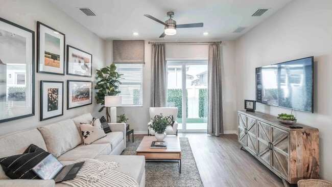 Photo - Yardly Monroe