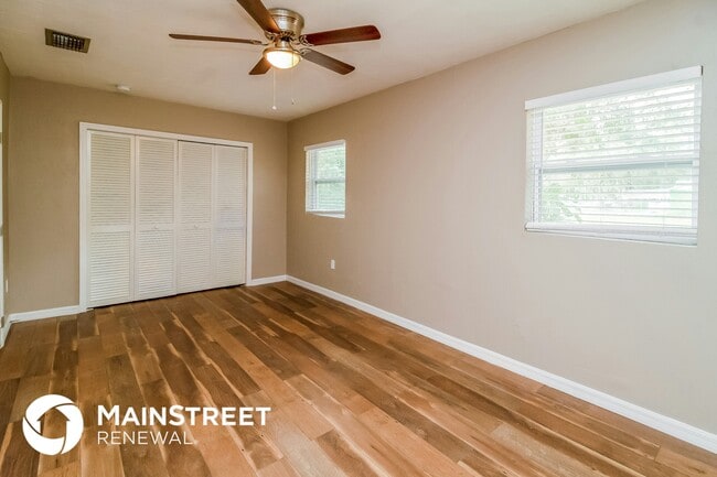 Photo - 825 E Jackson Ave