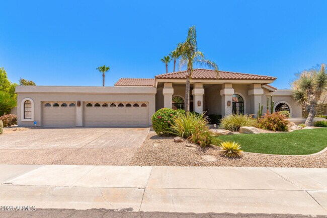 Photo - 10641 E San Salvador Dr House
