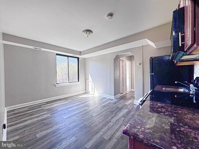 Photo - 4630 Hillside Rd SE Unit 3 & 4