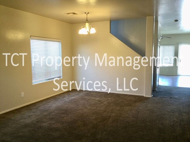 Photo - Beautiful 4 Bedroom Home in Johnson Ranch!