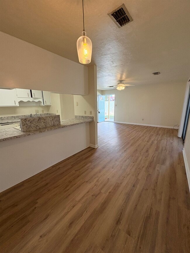 Photo - 3687 Donovan Dr