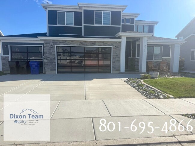 Building Photo - 2241 W Parkview Dr