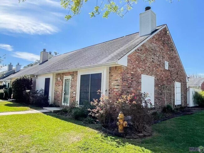 Photo - 12439 Coursey Blvd Townhome