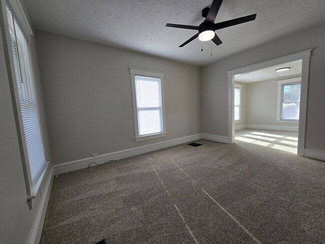 Photo - 2 Bedroom Home in Bloomington