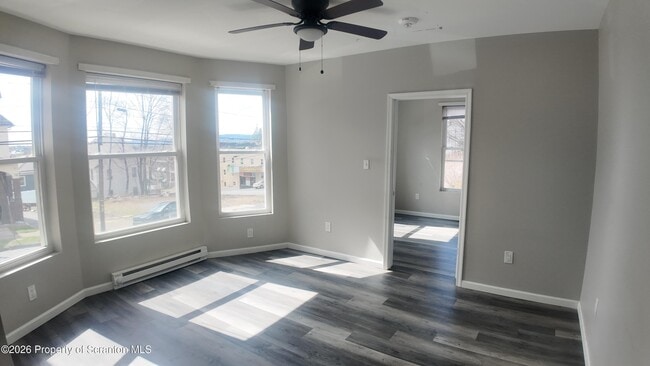 Photo - 1513 Vine St