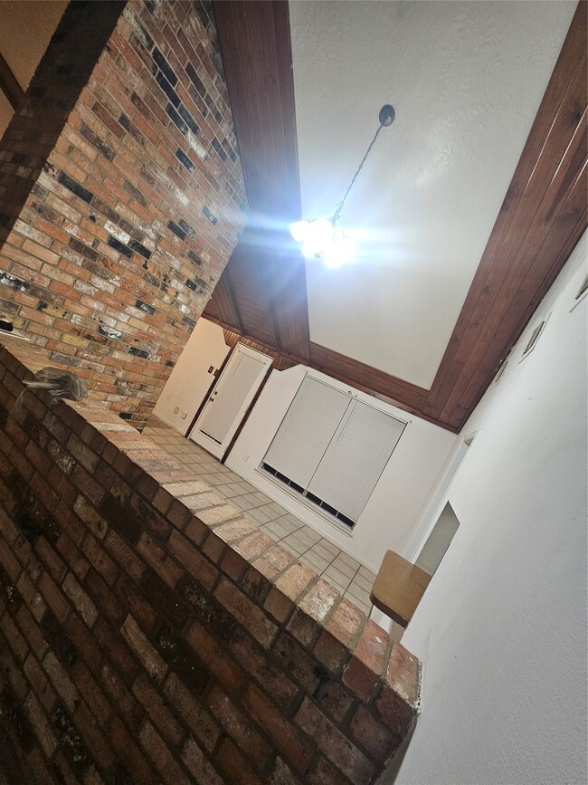 Photo - 4011 Alshire Dr