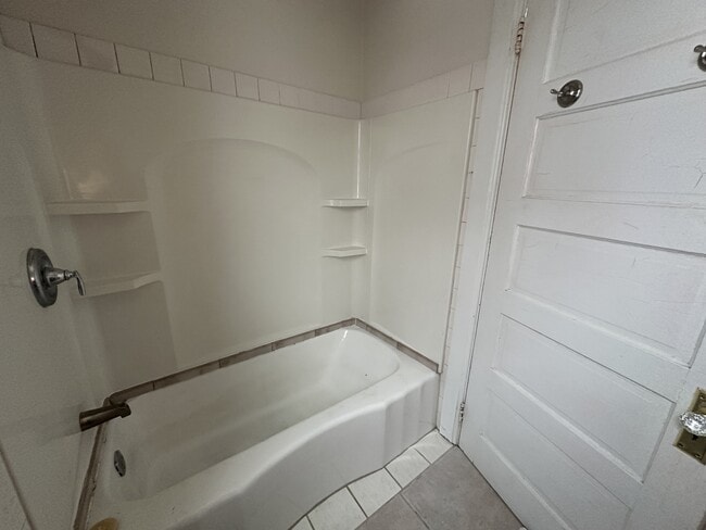 Photo - 579 W 3rd St