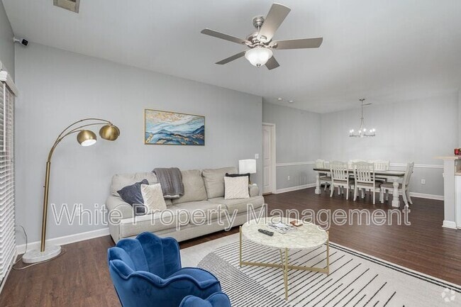 Building Photo - 17135 Red Feather Dr Rental