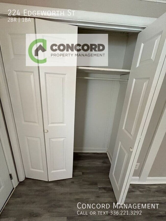 Photo - 224 Edgeworth St