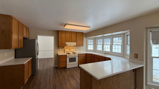 Photo - Hampton Oaks Colonial