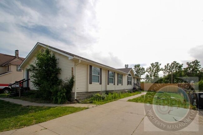 Photo - Discover this 4Bd/2Ba in Omaha, Ne