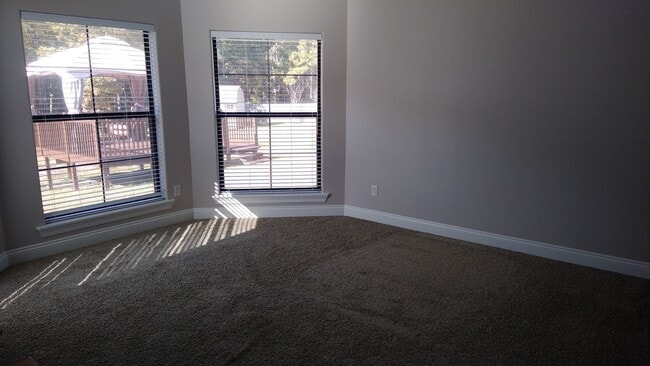 Photo - 3656 Belview Rd