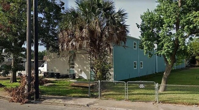 Building Photo - 1109 E North St Unit 20 Rental