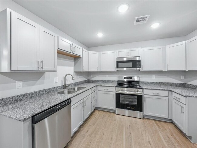 Photo - 6304 NW Kathleen St