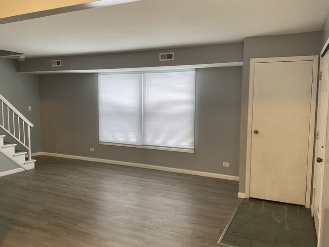 Photo - 1387 S Glen Cir