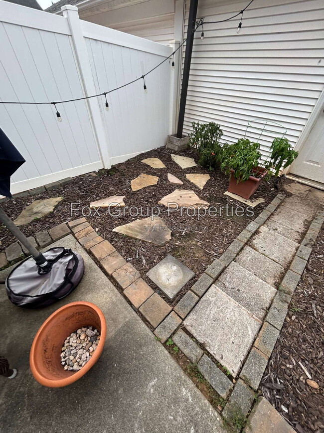 246 Welton Way