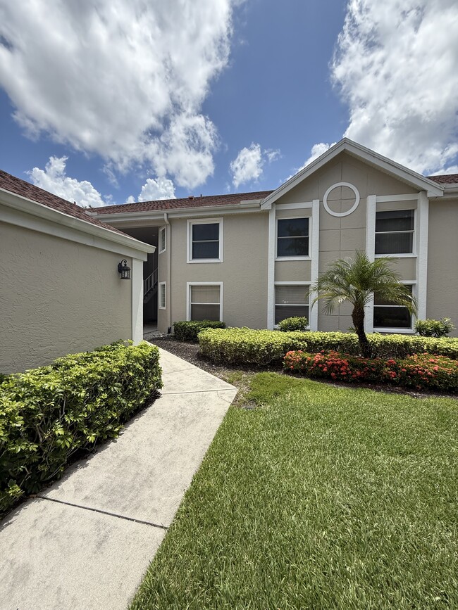 Building Photo - 9836 Luna Cir Unit #102 Rental