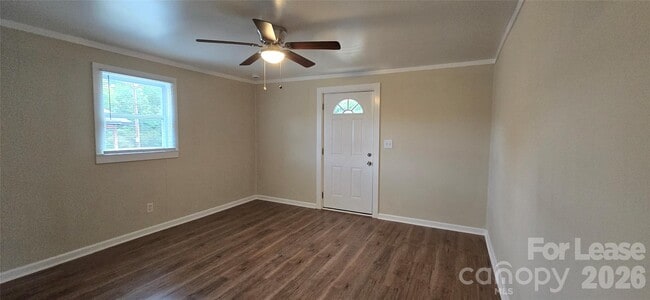 Photo - 730 Taylor St