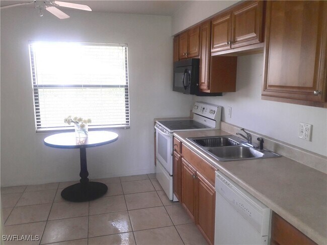 Photo - 536 111th Ave N