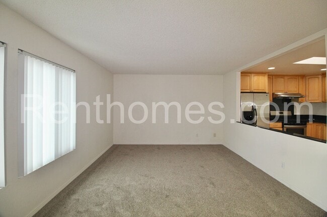 Photo - 8616 Longwood St