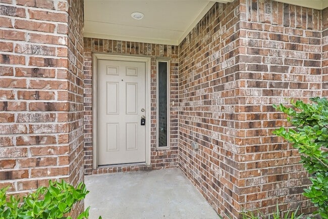 4343 Palmetto Grv Ln