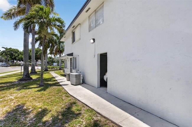 Photo - 2109 Catherine Dr Unidad 4