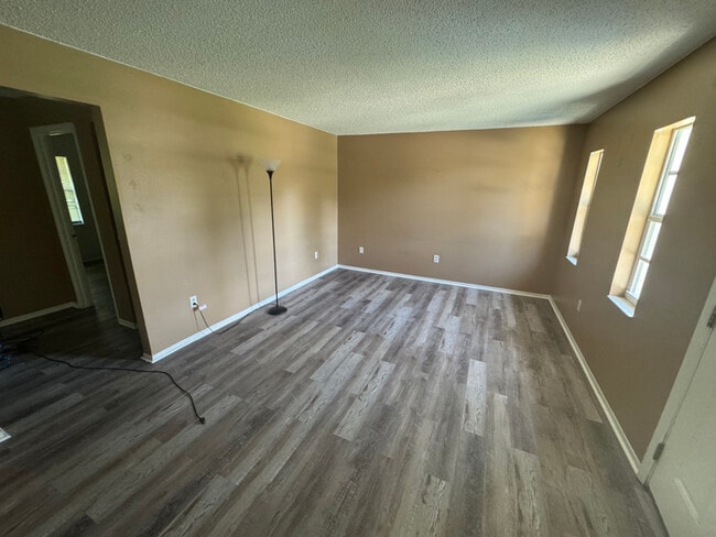 Photo - 7403 Mead Dr Unidad 7403