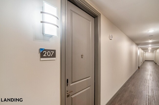 Building Photo - 1535 Canal St Unit 308