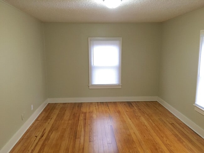 Photo - 1130 S Florence Ave