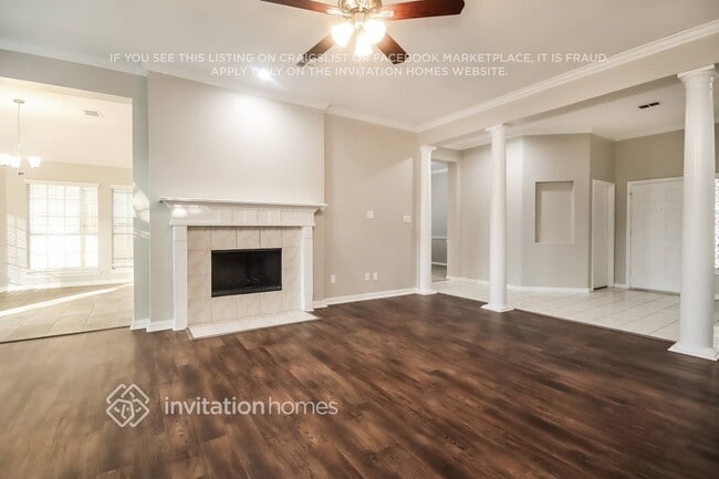 Photo - 2821 Alcot Ln