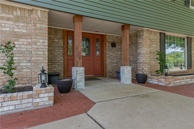 Photo - Luxury Living in Quail Creek!!