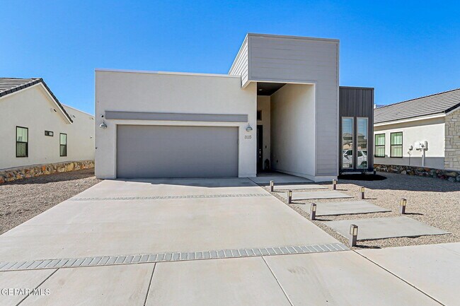 Photo - 325 Playa Vis St