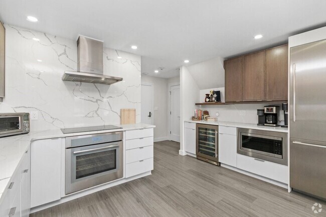 Building Photo - 199 Coolidge Ave Unit 105 Rental