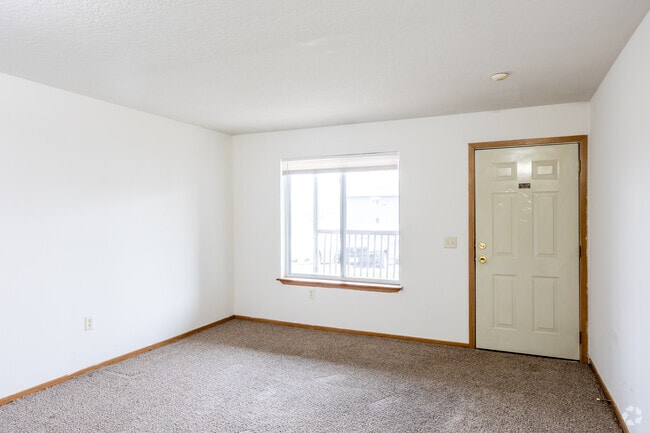 1BR, 1BA - 520SF, Living Room