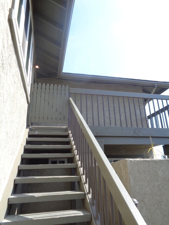 Photo - 607 E Utica Ave Unidad 607 E Utica #3