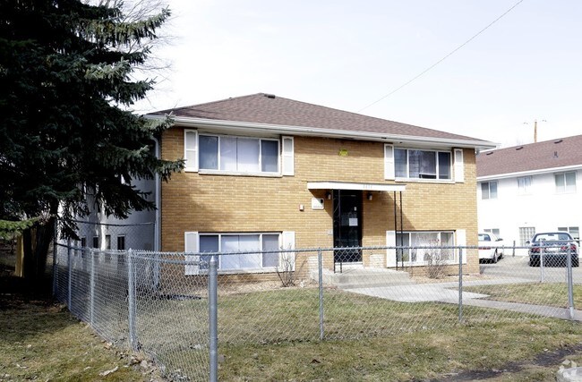 Photo - Tyler Street Apartments