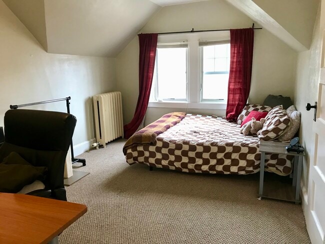 Photo - 81 Fern St Unit 3rd Floor