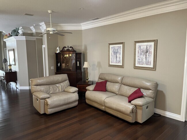 Photo - 628 Venetto Ct