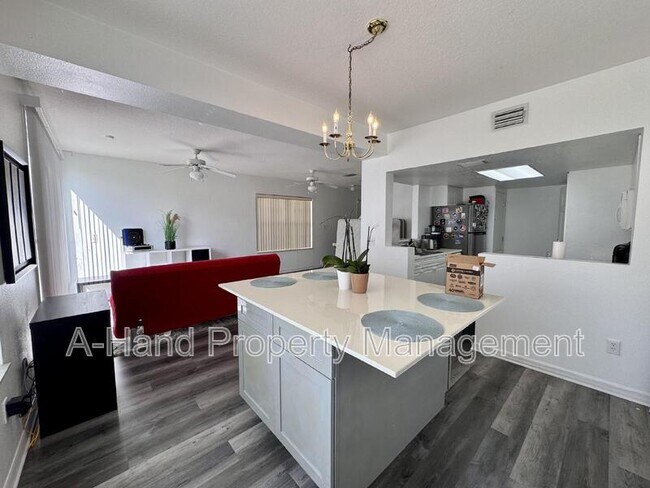 Photo - 439 Coconut Palm Way Unit A