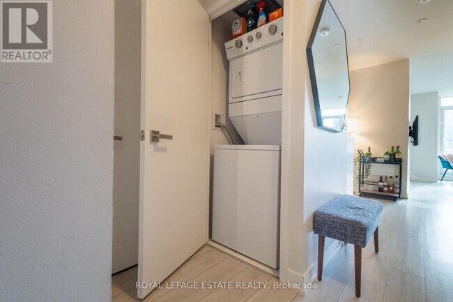 Photo - 31 Tippett Rd Unit 657