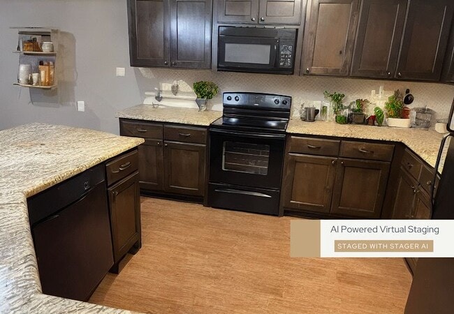 Photo - 165 Oakview Ct